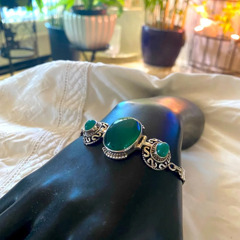 GREEN GEM SS TOGGLE BRACELET - Picture 4 of 7